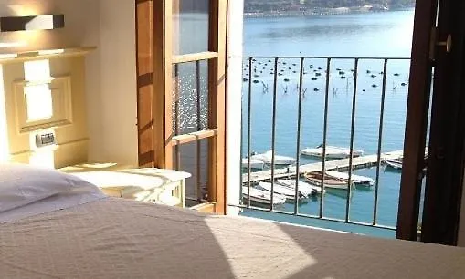 Hotel Paradiso Portov Enere 포르토베네레 3*,  이탈리아