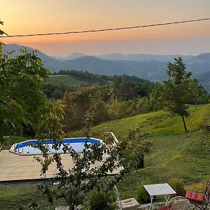 https://villa-doubledot.emilia-romagnahotels.net